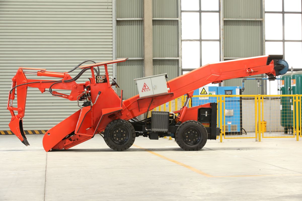 永力通皮帶式隧道扒渣機(jī)，出渣效率提升30%